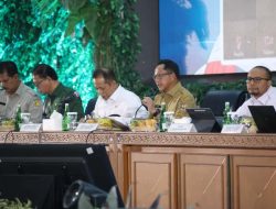 Wujudkan Ekonomi Kerakyatan, Mendagri Pacu Pemda Dukung Program Kopdeskel Merah Putih