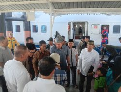 Disambut Kompang dan Pemasangan Tanjak ,Wakil Bupati Kepulauan Meranti tiba di Karimun untuk Hadir Pelantikan KKBM